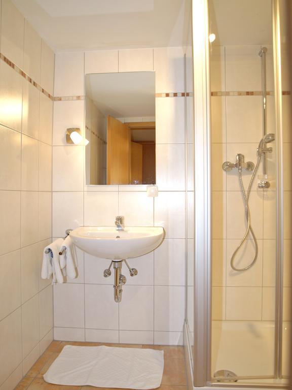 Gasthof Ramsauer Neufahrn in Niederbayern Chambre photo